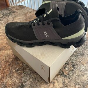 On Running Men's Black Running Shoes